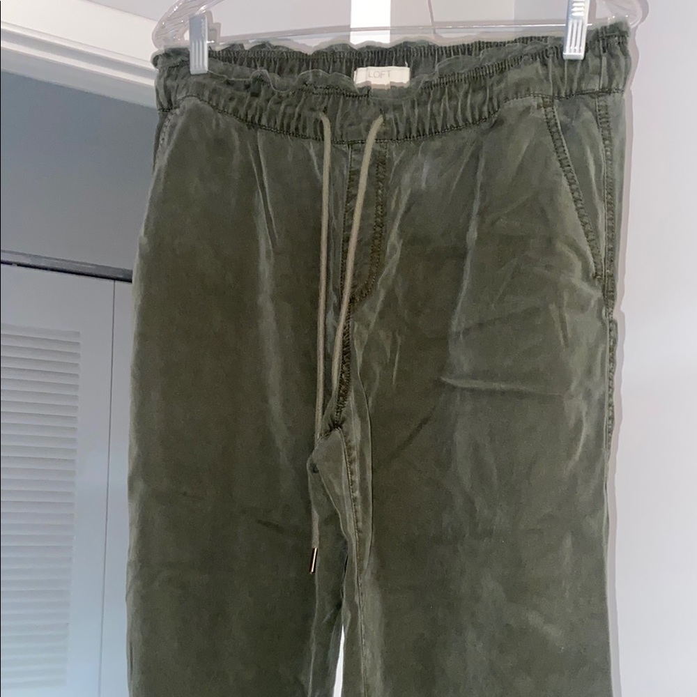LOFT- Women’s Olive Green Drawstring Casual Pants